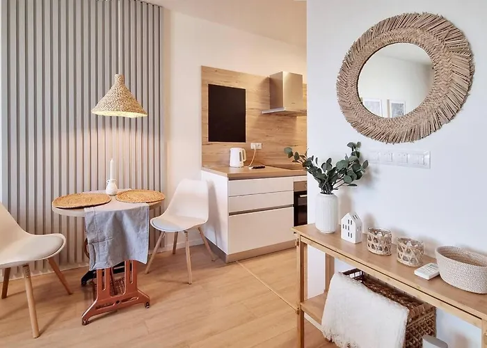 10 Minutes To City: Cozy Urban Appartement