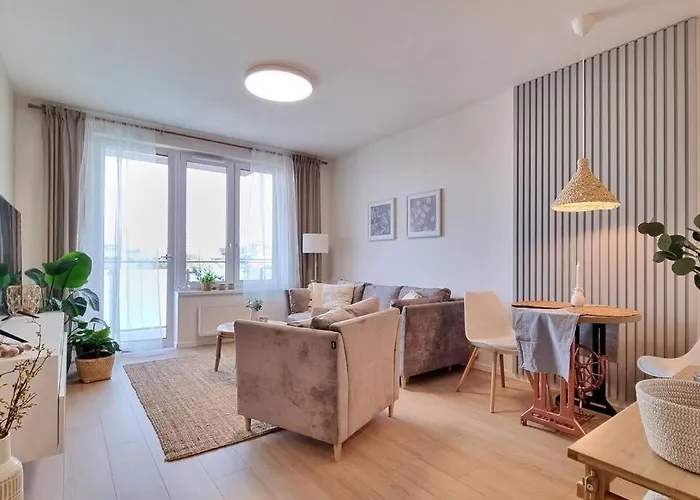 10 Minutes To City: Cozy Urban شقة براتسيلافا